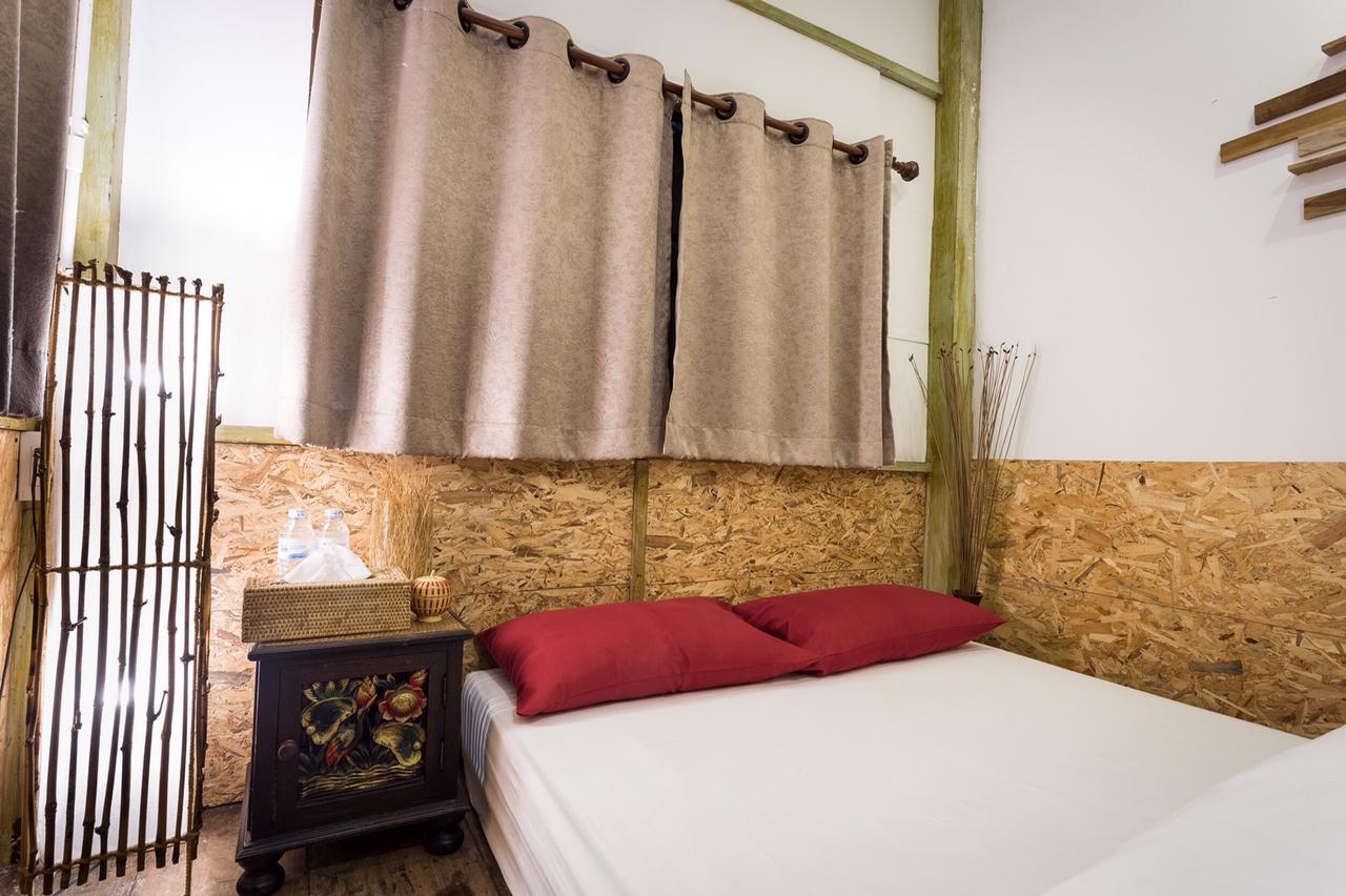 Manon Hostel Chiang Mai Exterior foto